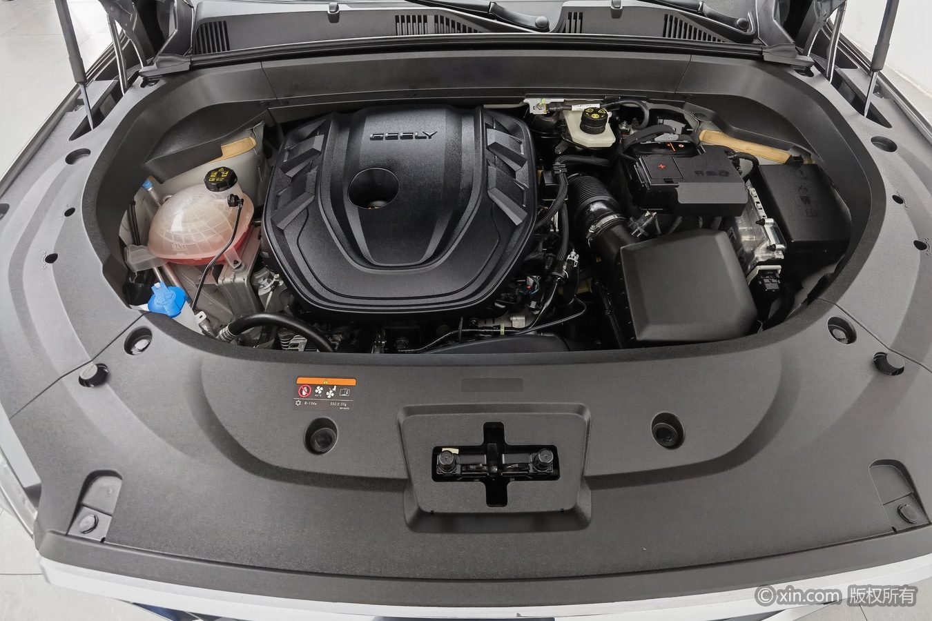 GEELY Monjaro 2024 #18 GEELY Monjaro 2024 car image #18
