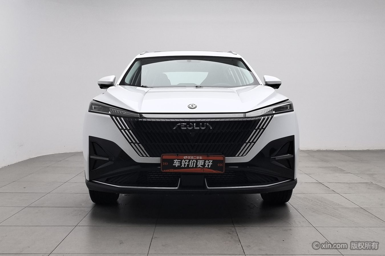 2025 car image #4