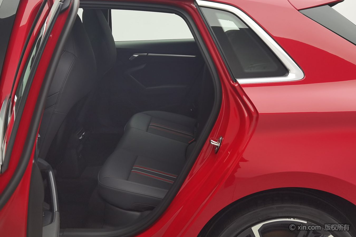 Audi A3 2023 car image #16