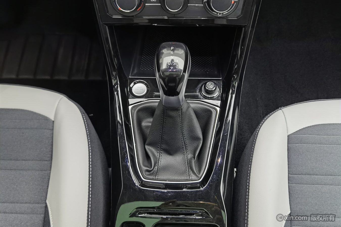 Volkswagen Tharu 2025 #14 Volkswagen Tharu 2025 car image #14
