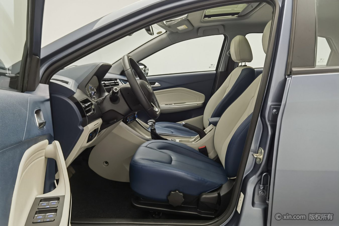 Chery Tiggo 3x 2024 #10 Chery Tiggo 3x 2024 صورة سيارة #10