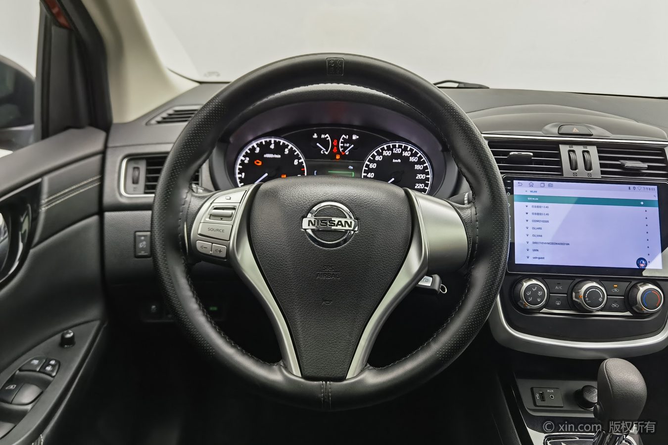 Nissan TIIDA 2023 #11 Nissan TIIDA 2023 immagine di auto #11