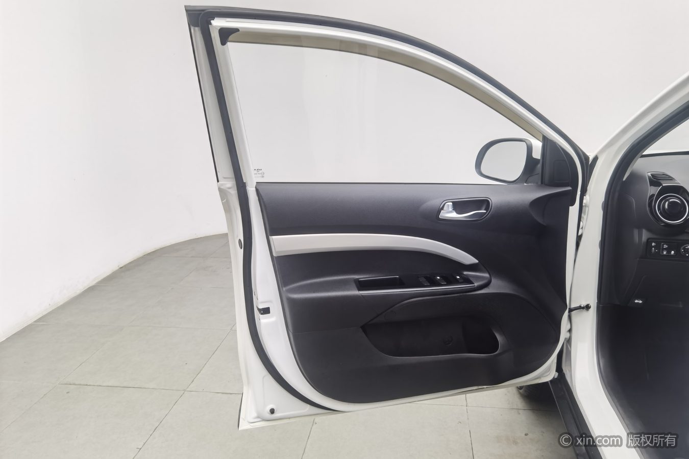 Kia KX1 2025 изображение автомобиля #8