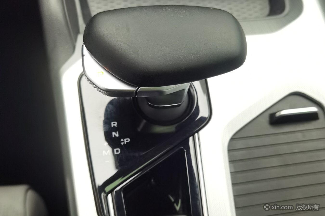 GEELY Preface 2023 car image #14