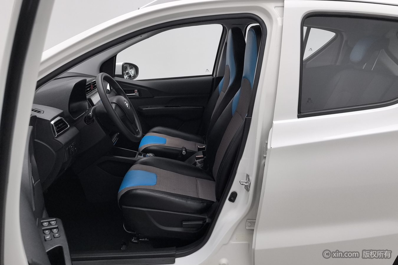 2018 #10 2018 car image #10
