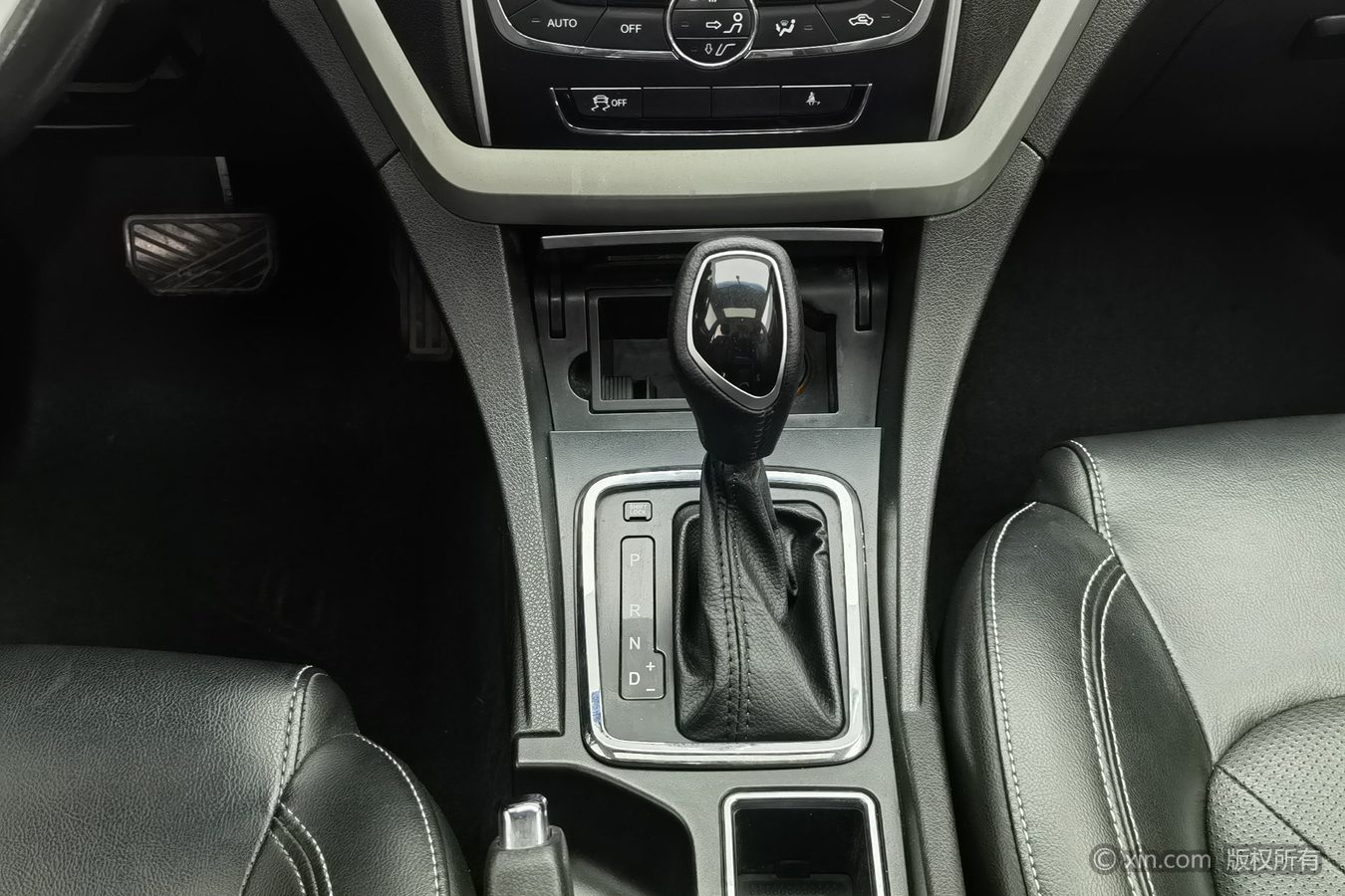GEELY Emgrand 2016 car image #14