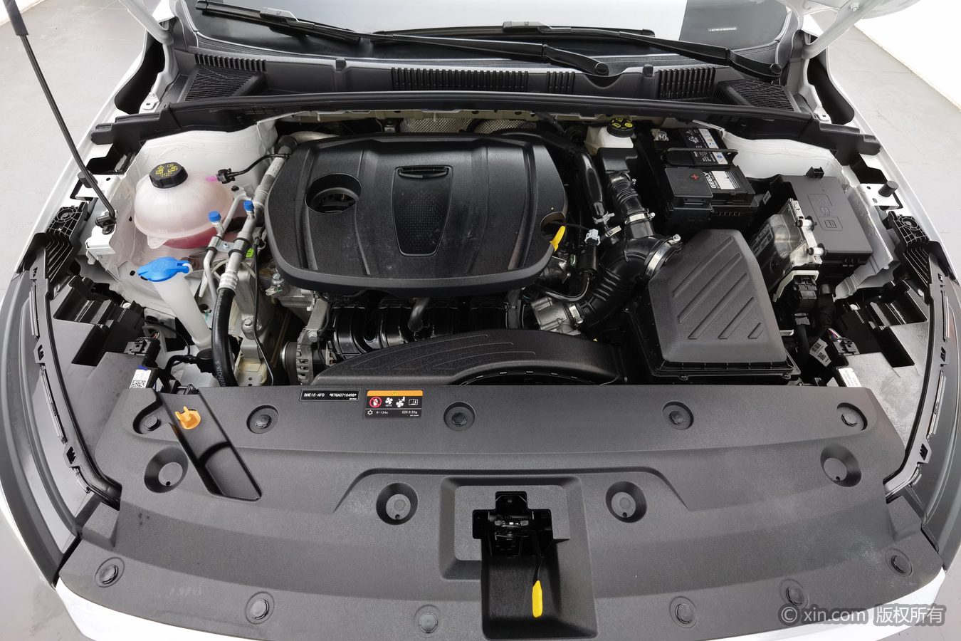 GEELY Emgrand 2024 #18 GEELY Emgrand 2024 صورة سيارة #18