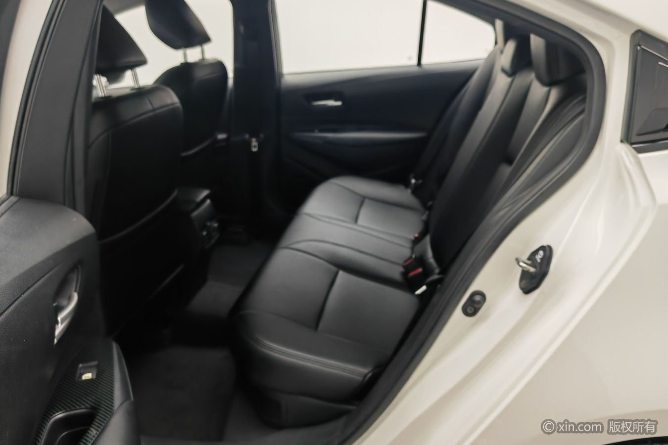 Toyota Corolla 2023 car image #16