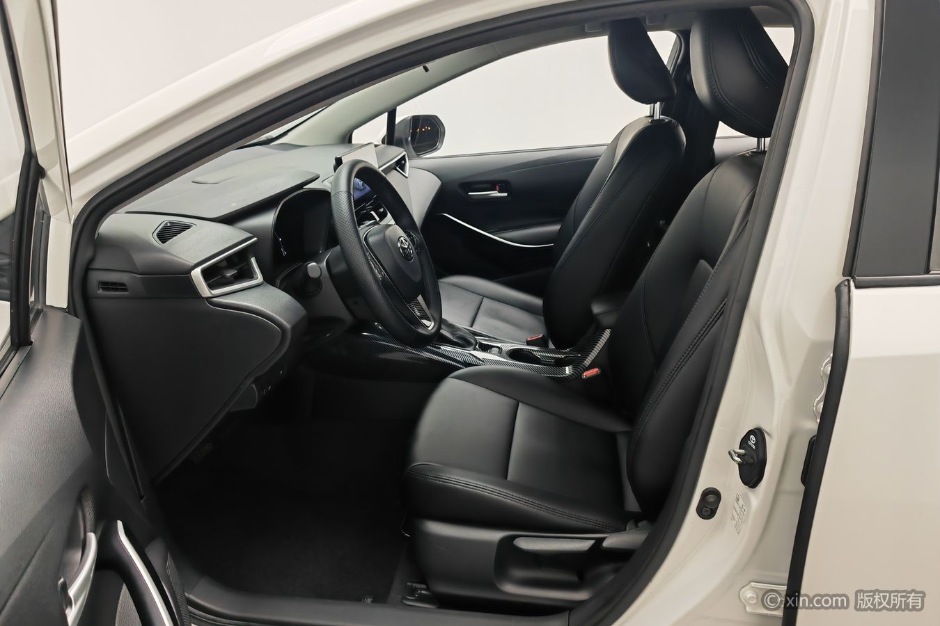 Toyota Corolla 2023 car image #10