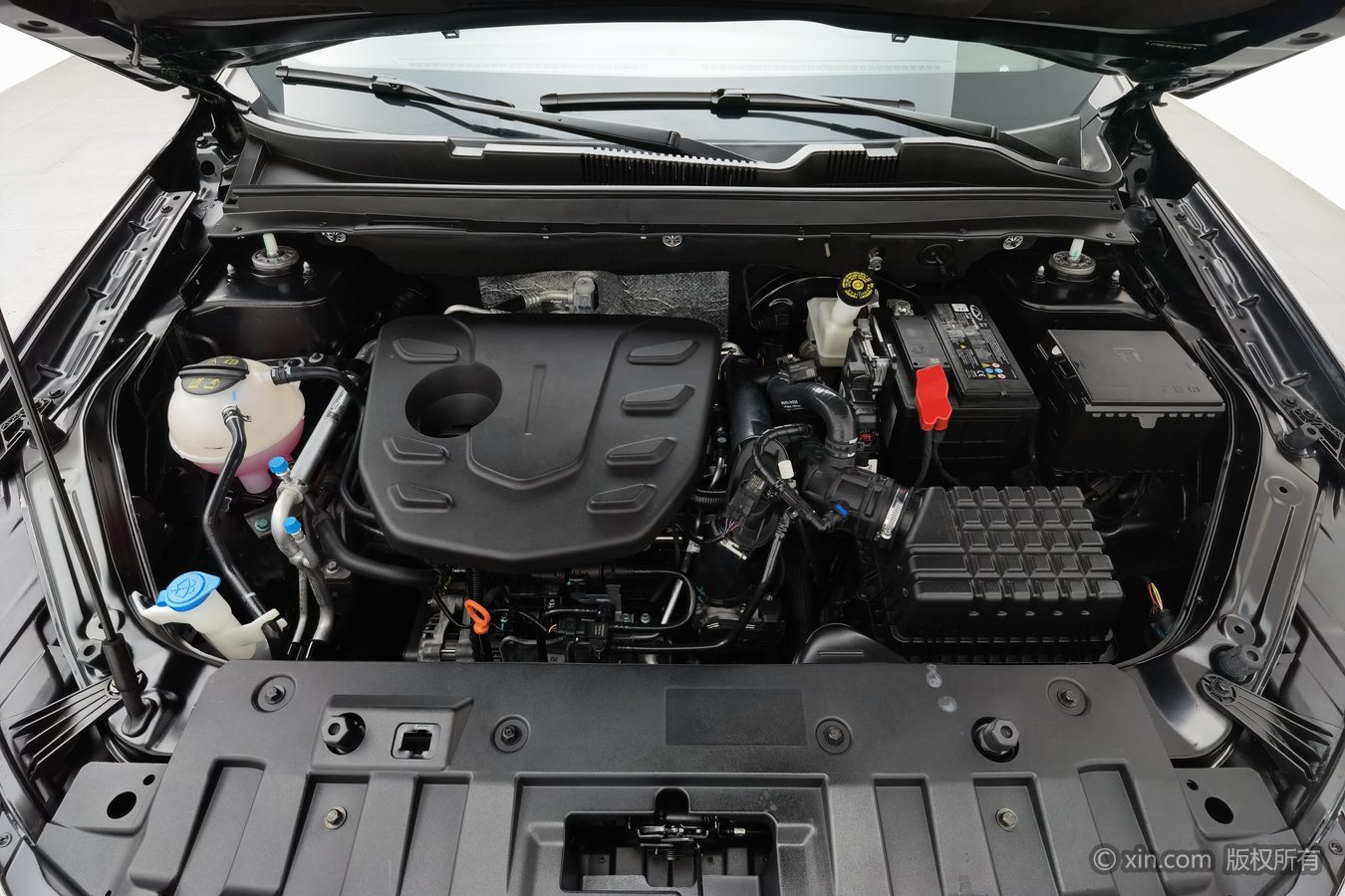 Jetour X70 2025 car image #18