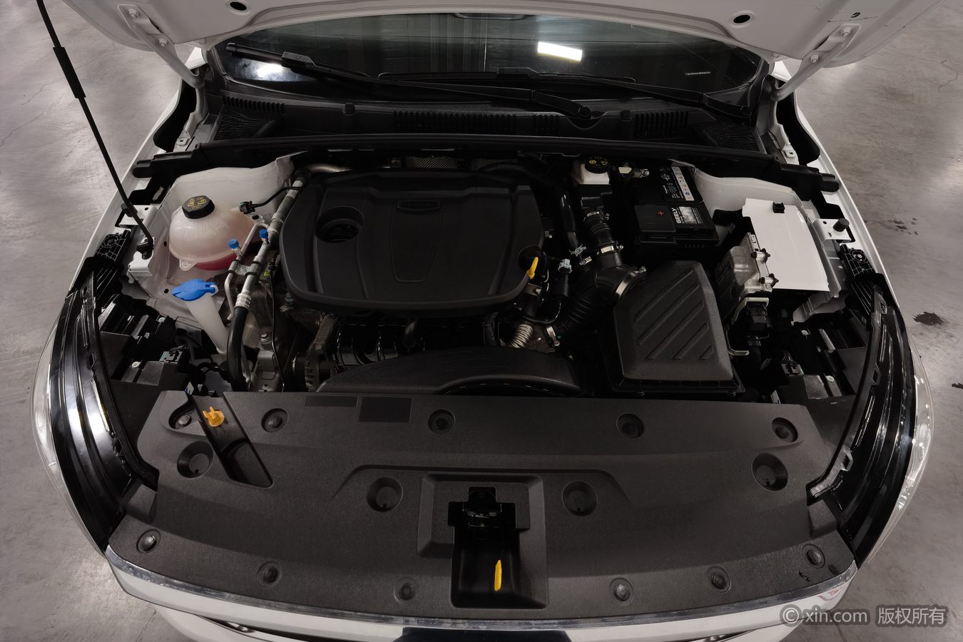 GEELY Emgrand 2023 #18 GEELY Emgrand 2023 car image #18