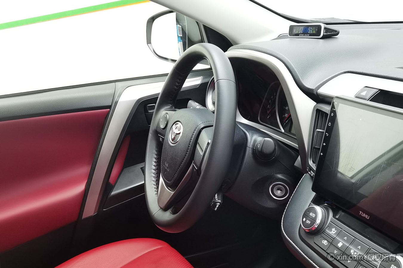 Toyota RAV4 2019 #23 Toyota RAV4 2019 car image #23