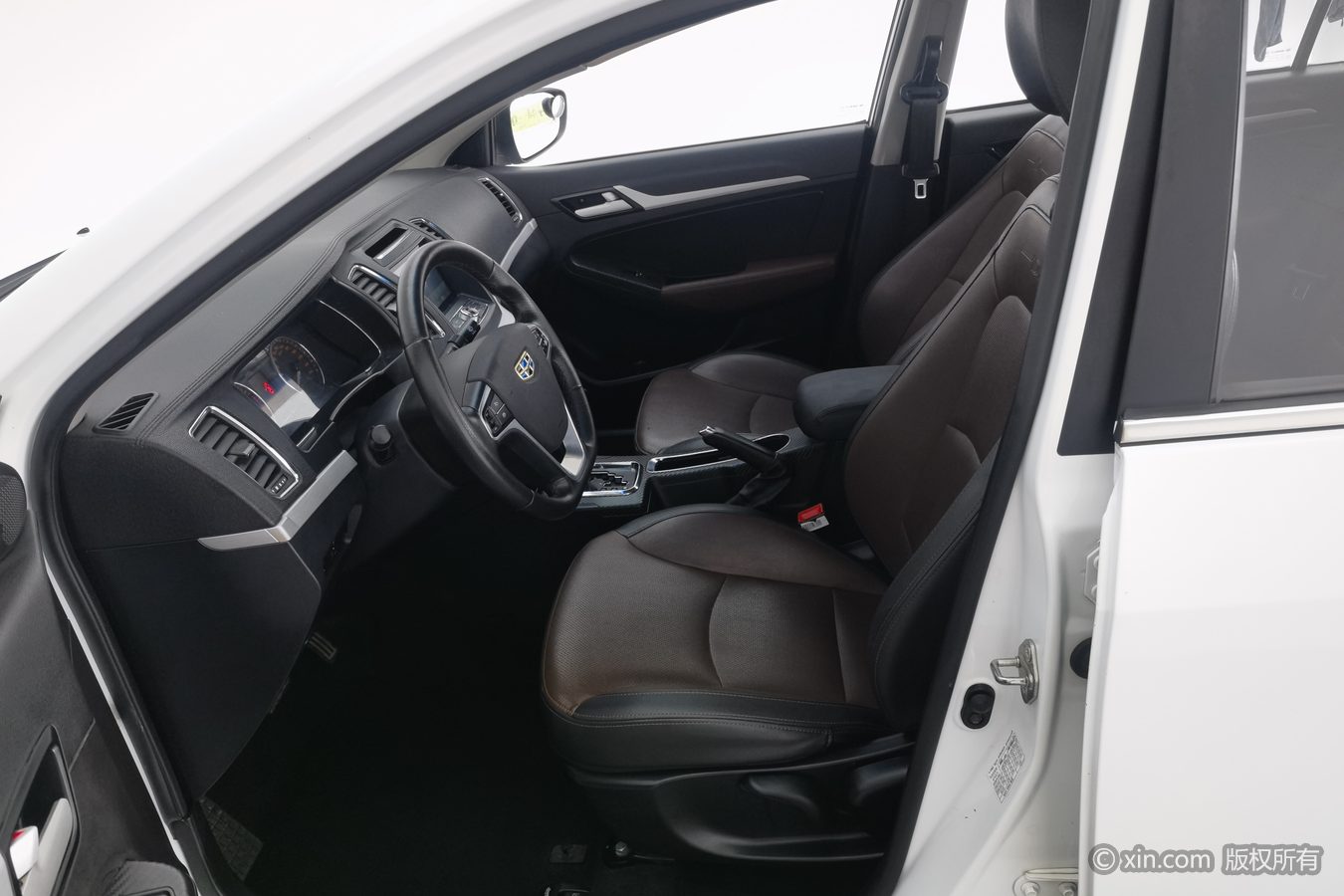 GEELY Vision 2017 car image #10