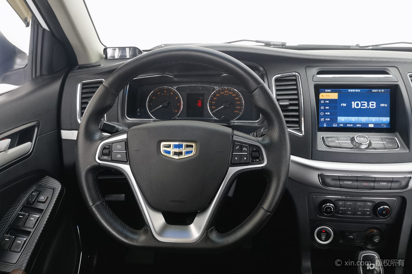 GEELY Vision 2017 car image #11
