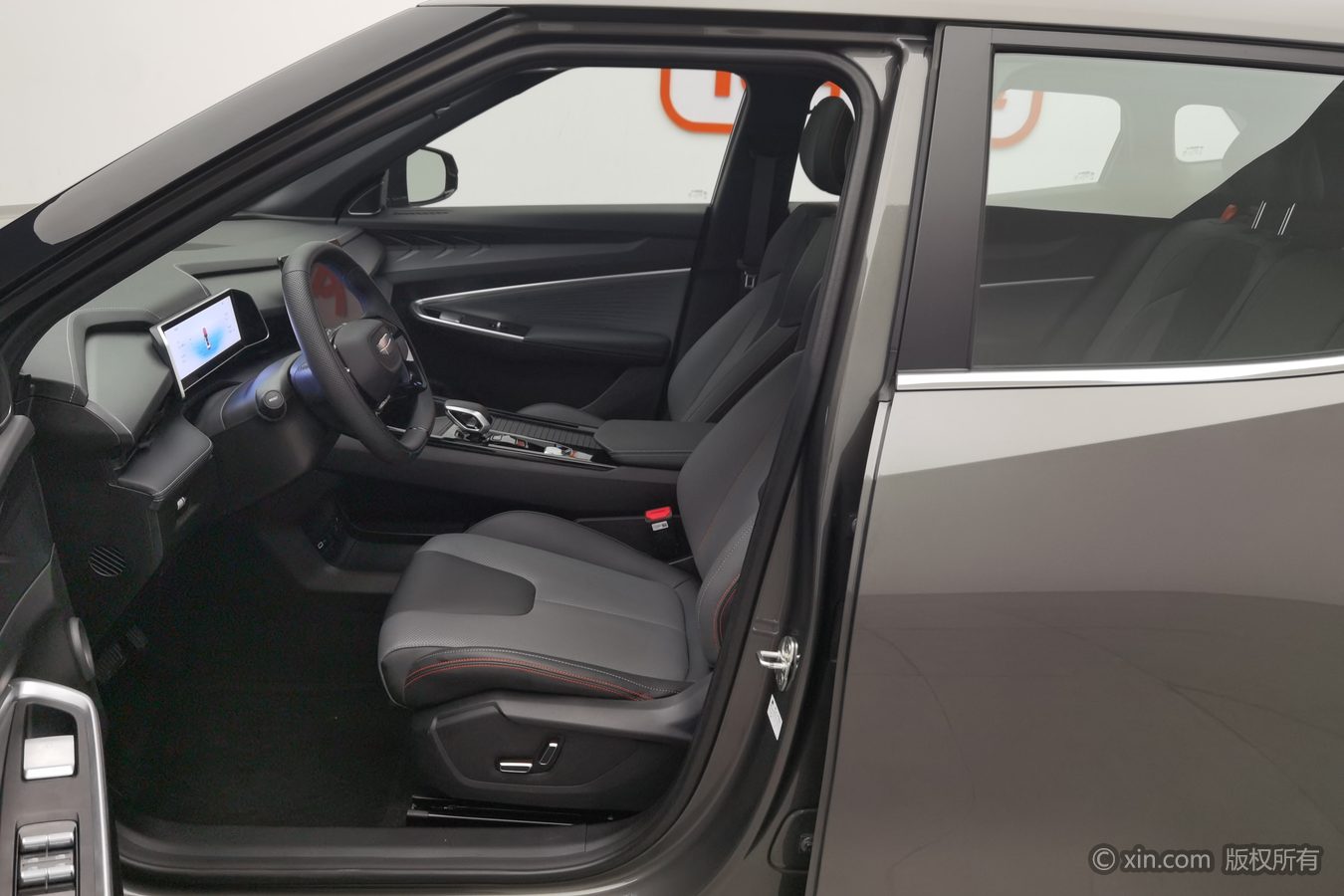 GEELY Boyue 2024 immagine di auto #10