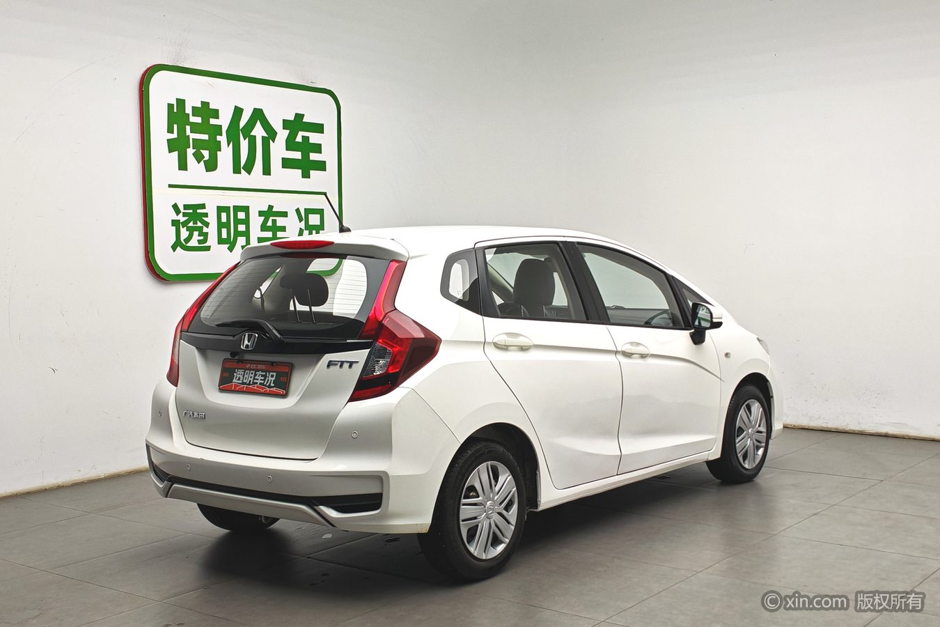 Honda Fit 2018 #3 Honda Fit 2018 car image #3