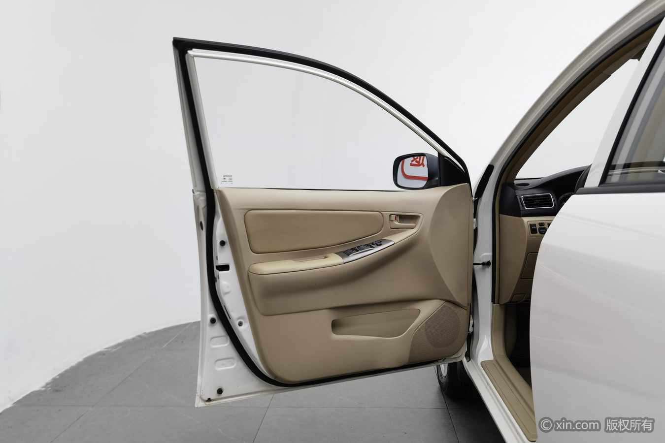 Toyota Corolla (Classic) 2014 #8 Toyota Corolla (Classic) 2014 car image #8