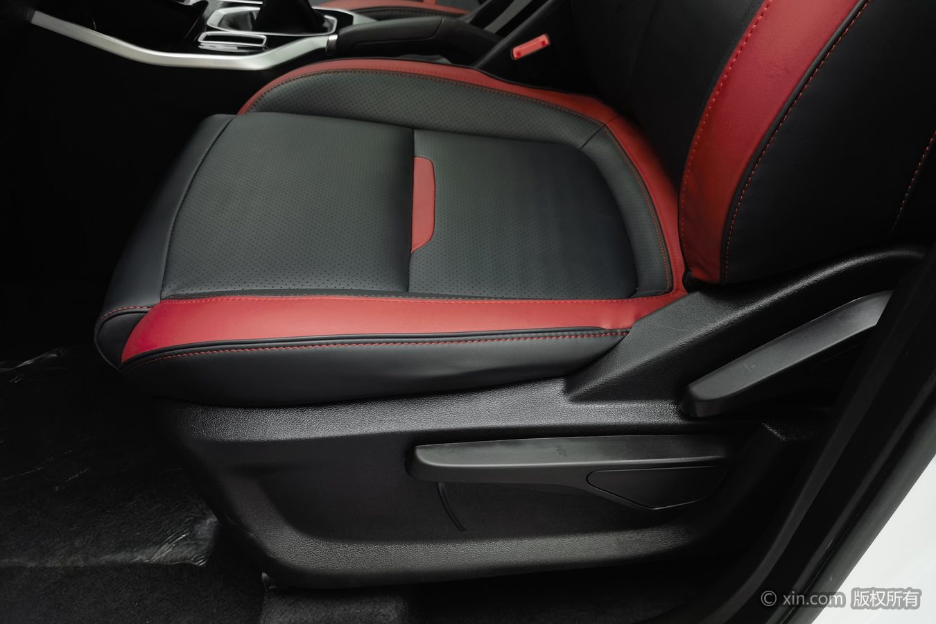 Chery Tiggo 5x 2023 car image #21