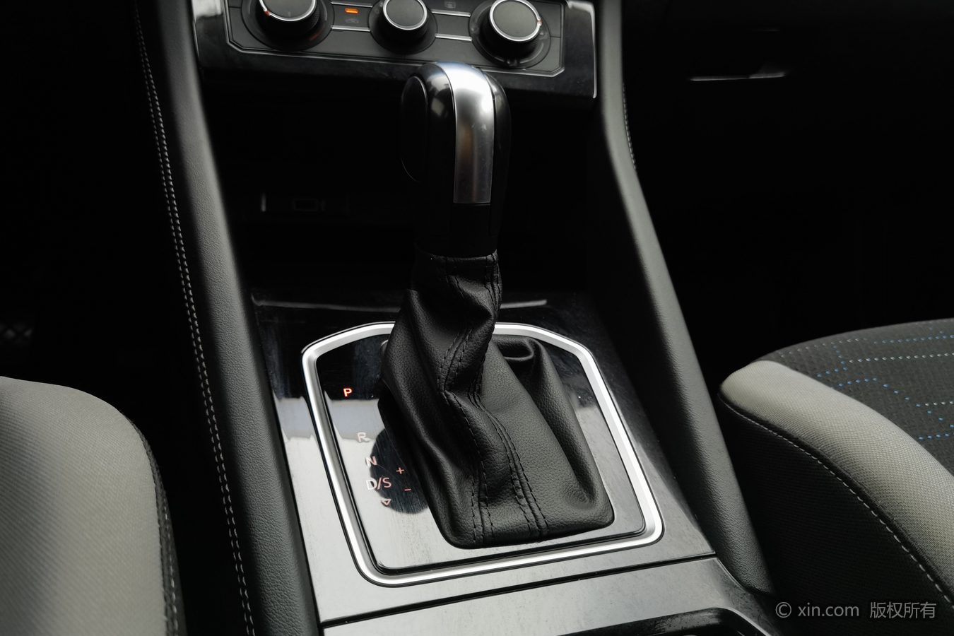 Jetta VS5 2025 car image #14