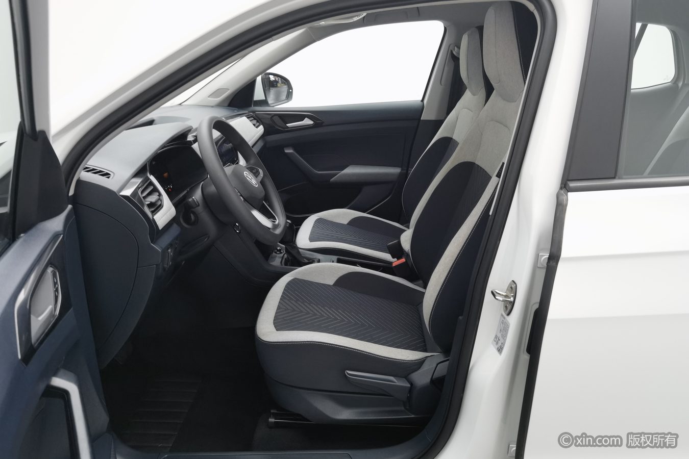 Volkswagen Tharu 2025 #10 Volkswagen Tharu 2025 car image #10