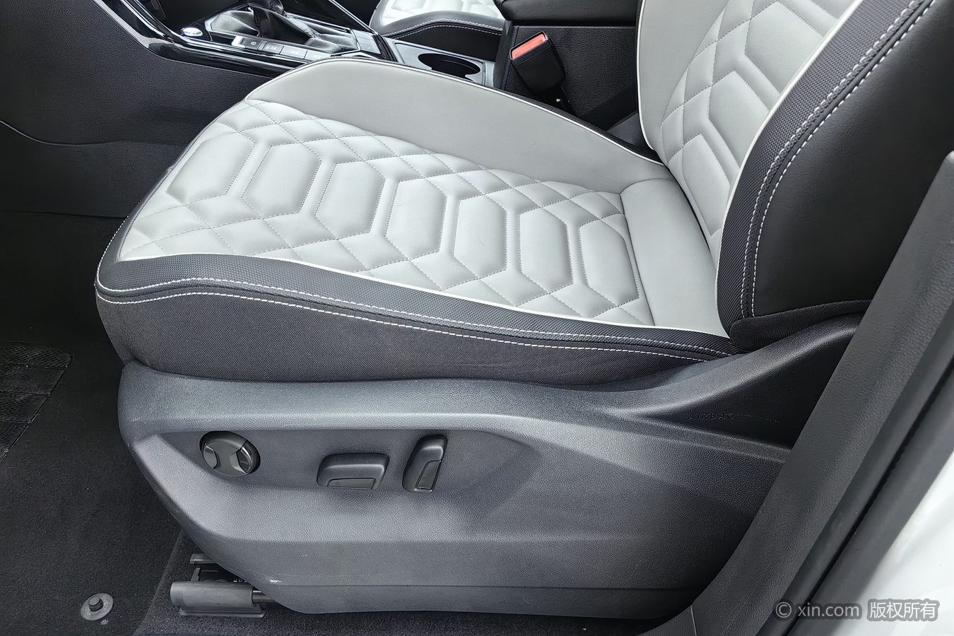 Volkswagen Tayron 2022 #21 Volkswagen Tayron 2022 immagine di auto #21