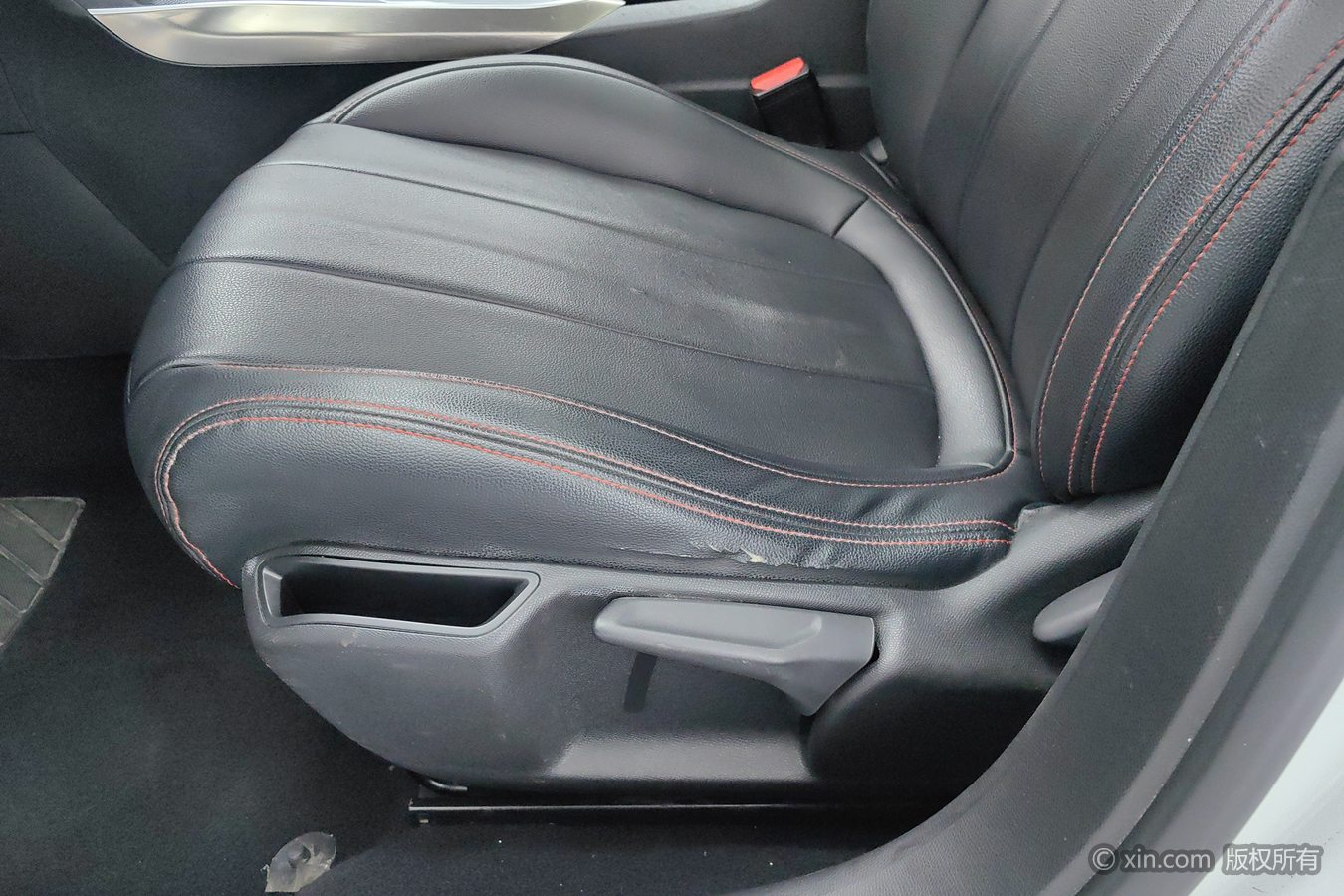 Peugeot 408 2016 car image #21