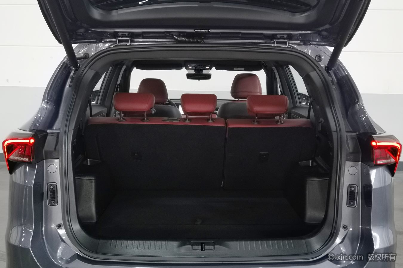 Jetour X70 PLUS 2024 car image #17