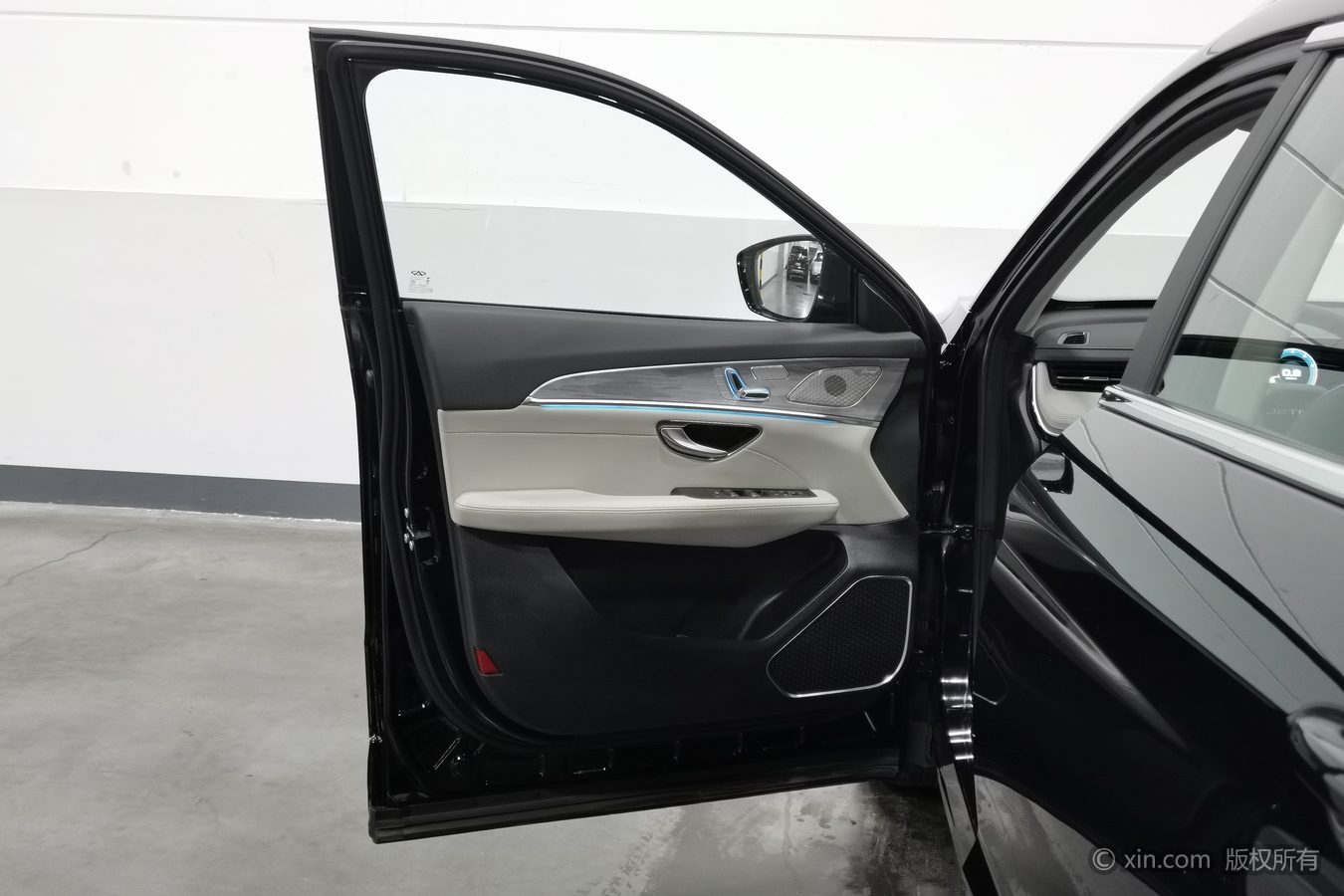 Jetour X70 PRO 2023 #8 Jetour X70 PRO 2023 car image #8