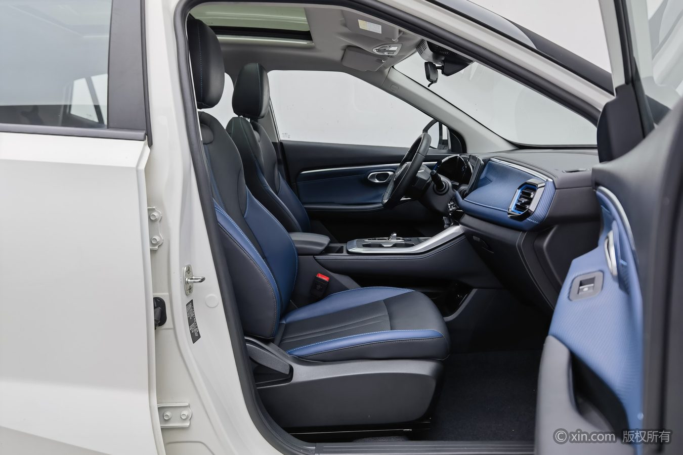 GAC Trumpchi GS3 2023 #24 GAC Trumpchi GS3 2023 car image #24