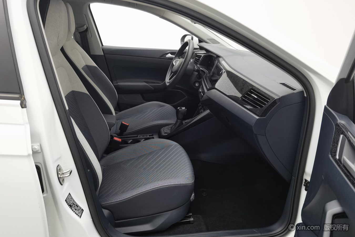 Volkswagen Lavida 2025 car image #24