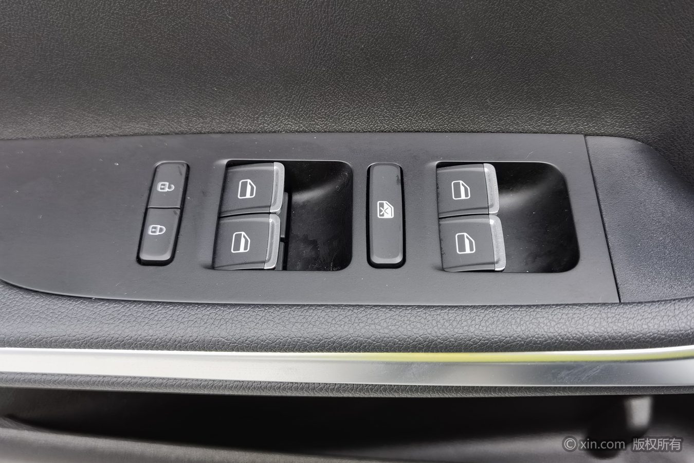 Chery Tiggo 3x 2025 #9 Chery Tiggo 3x 2025 car image #9