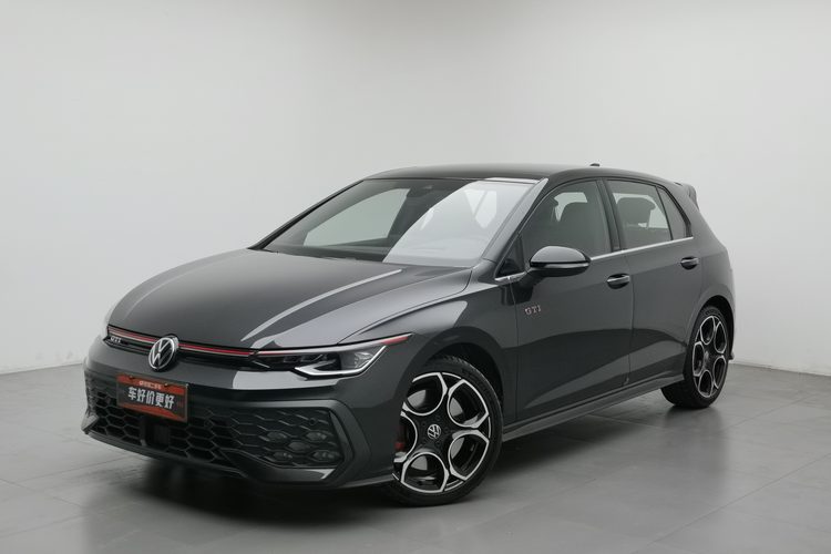 Volkswagen GolfGTI 2025 immagine di auto 