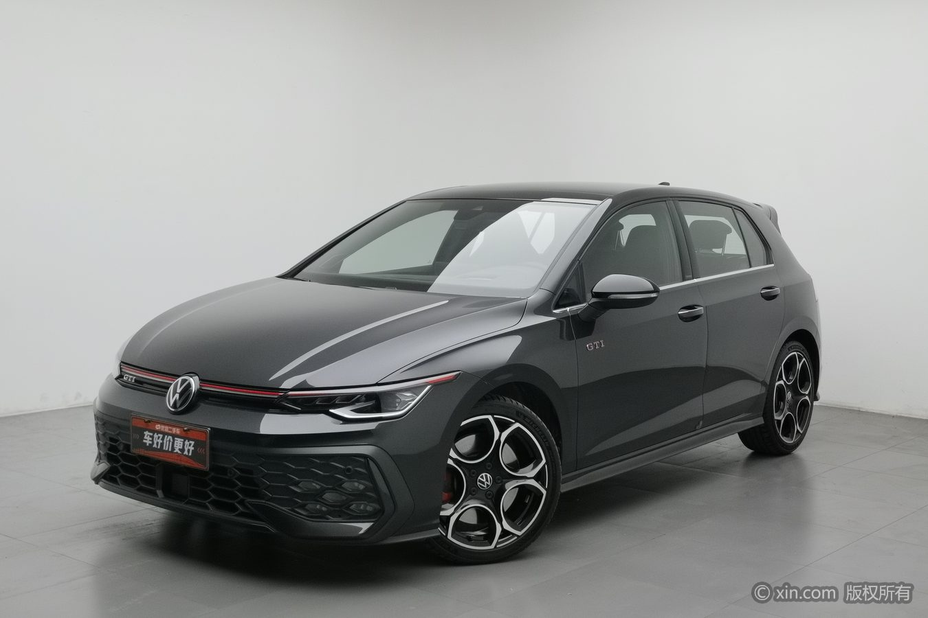 Volkswagen GolfGTI 2025 car image #2