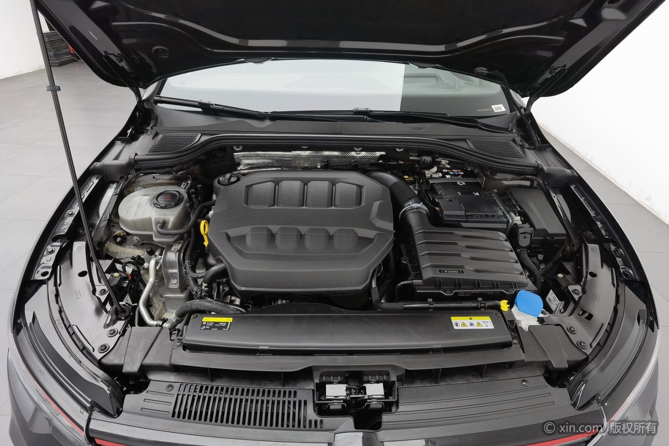 Volkswagen GolfGTI 2025 car image #18