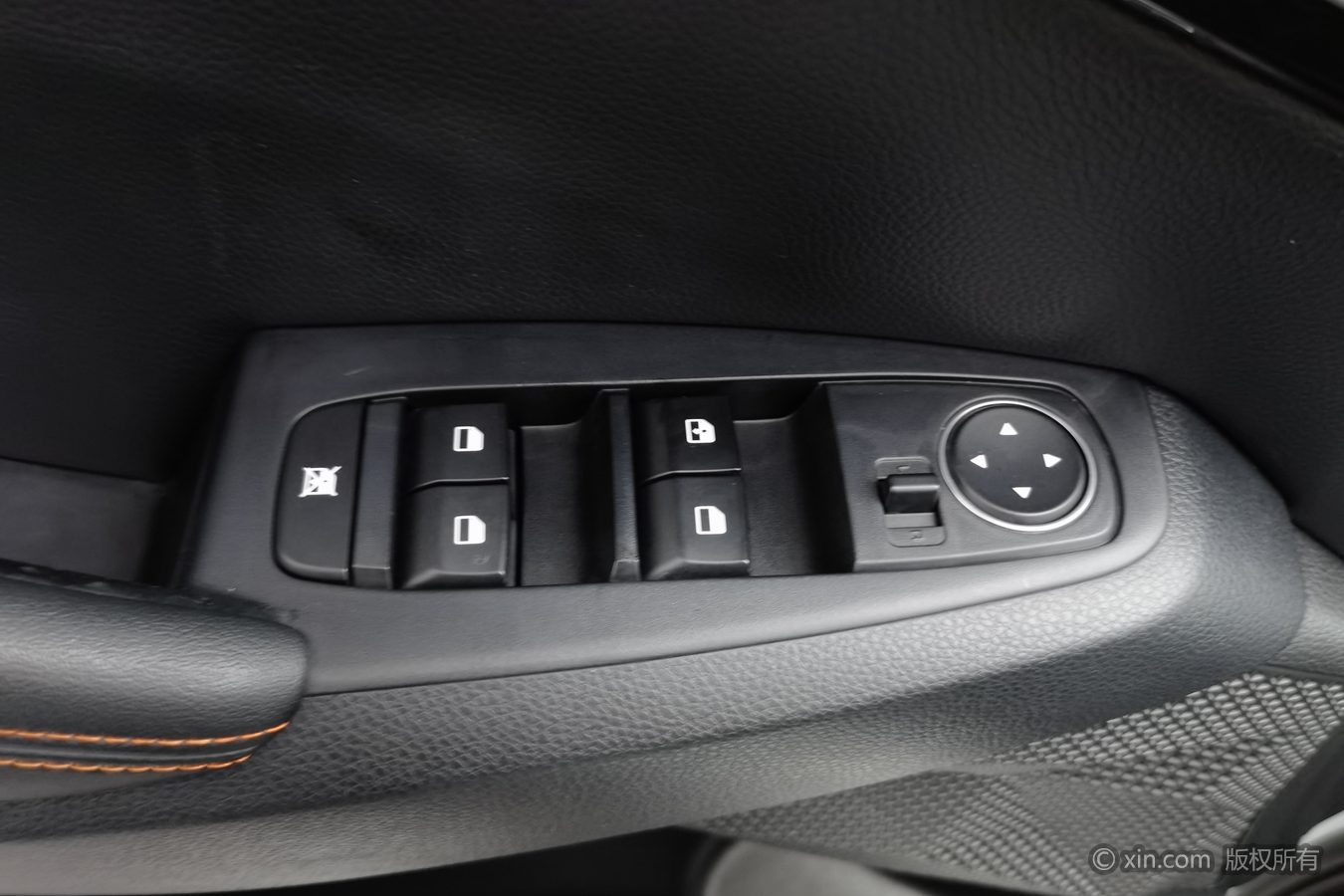 Kia Seltos 2023 car image #9