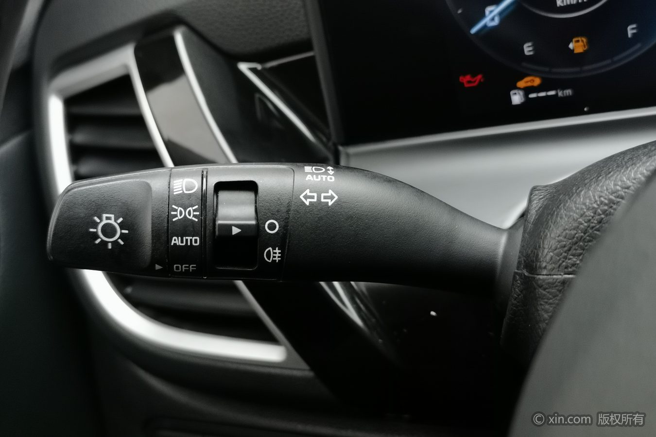 Kia Seltos 2023 car image #22