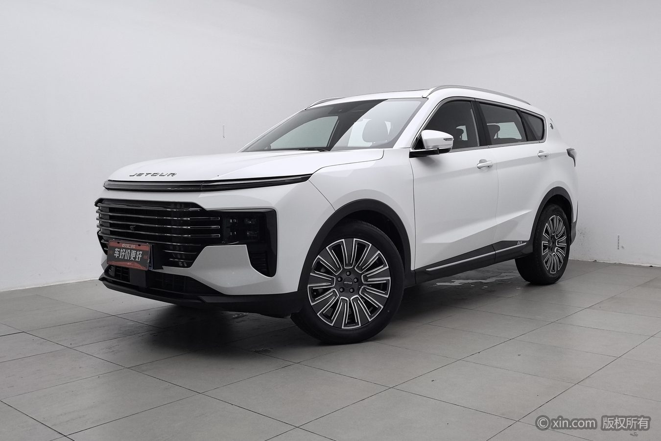 Jetour X70 PLUS 2024 car image #2