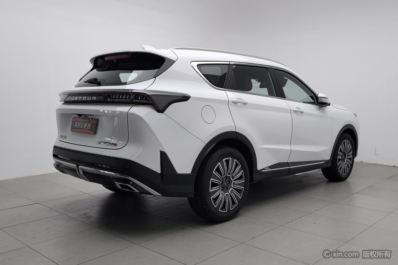 Jetour X70 PLUS 2024 car image #3
