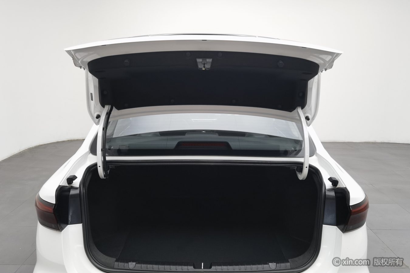 GEELY Emgrand 2023 #17 GEELY Emgrand 2023 car image #17