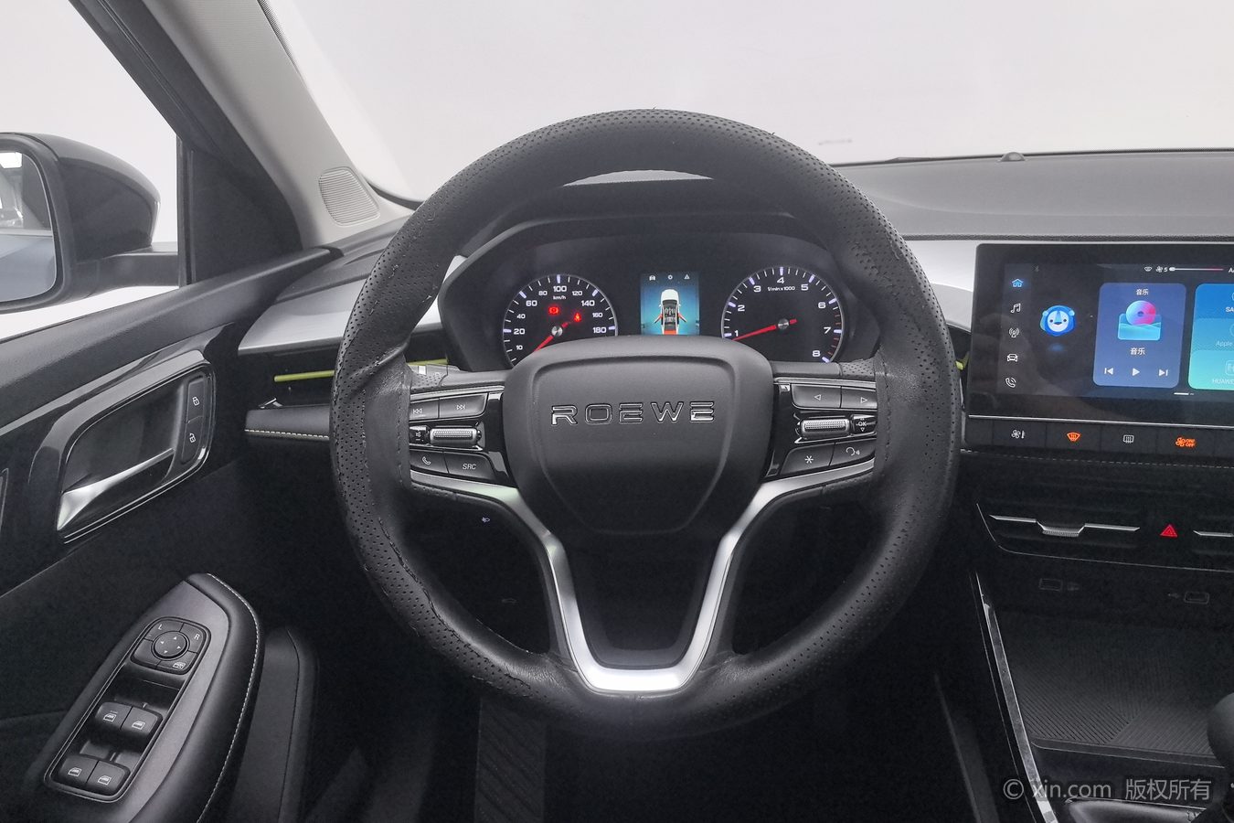 Roewe i5 2023 #11 Roewe i5 2023 car image #11