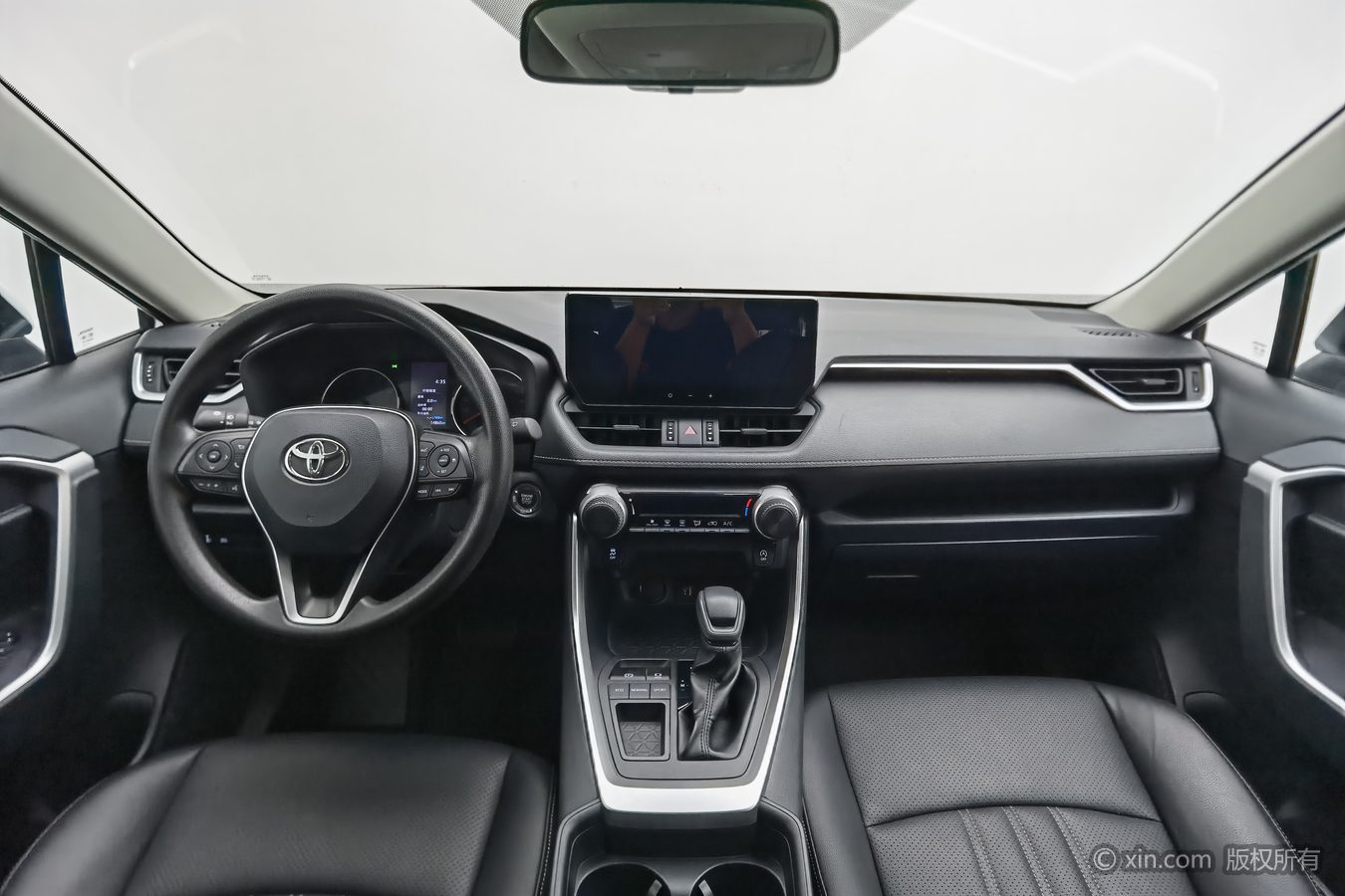 Toyota RAV4 2024 #12 Toyota RAV4 2024 صورة سيارة #12