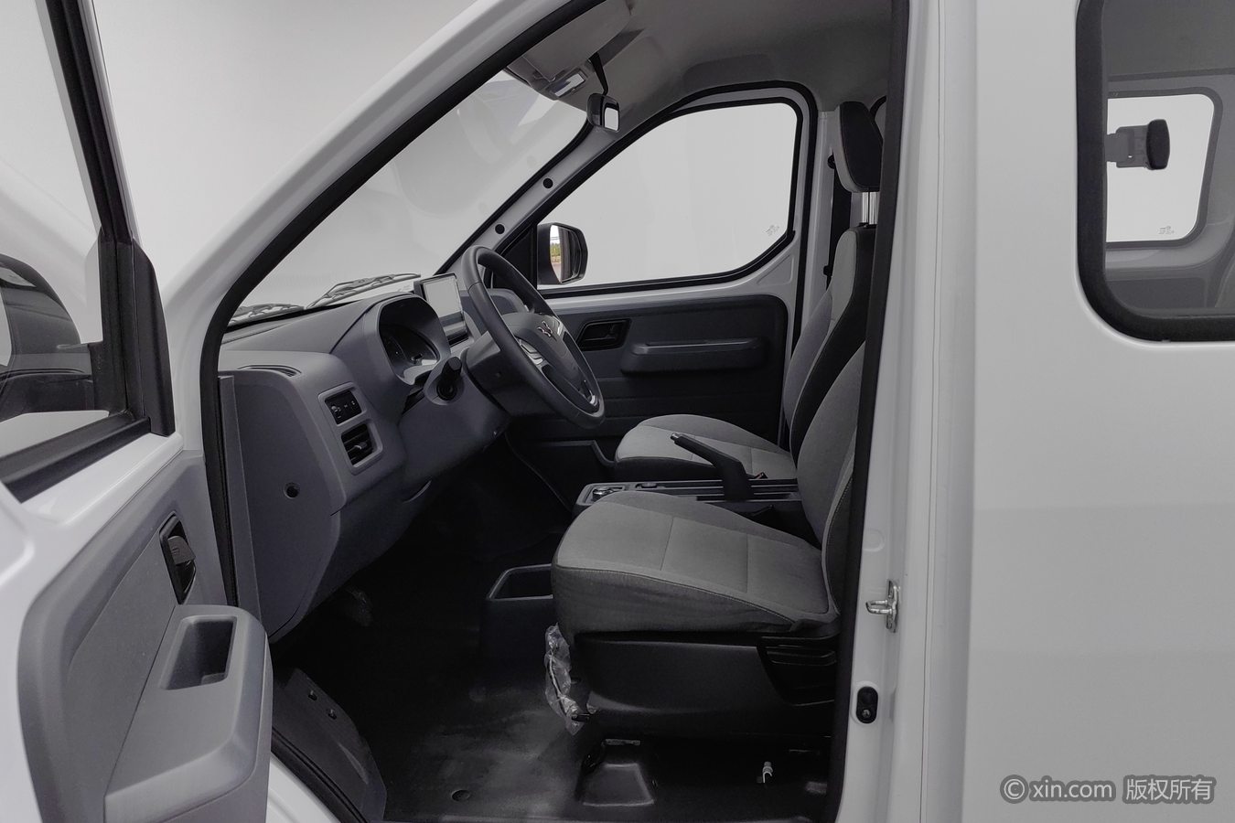 Wuling Yangguang 2025 #10 Wuling Yangguang 2025 car image #10