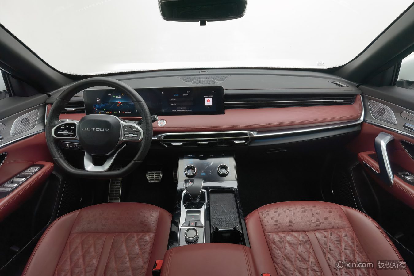 Jetour X70 PLUS 2024 #12 Jetour X70 PLUS 2024 car image #12