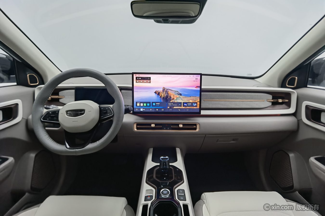 GEELY ICON 2025 #12 GEELY ICON 2025 car image #12