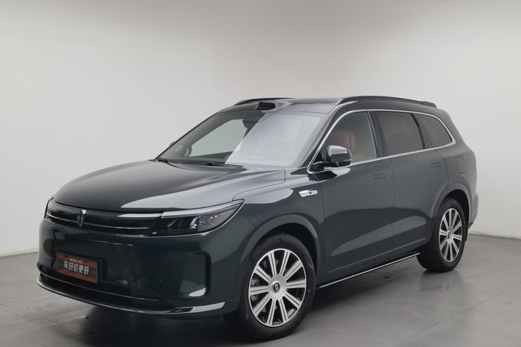 2025 immagine di auto 