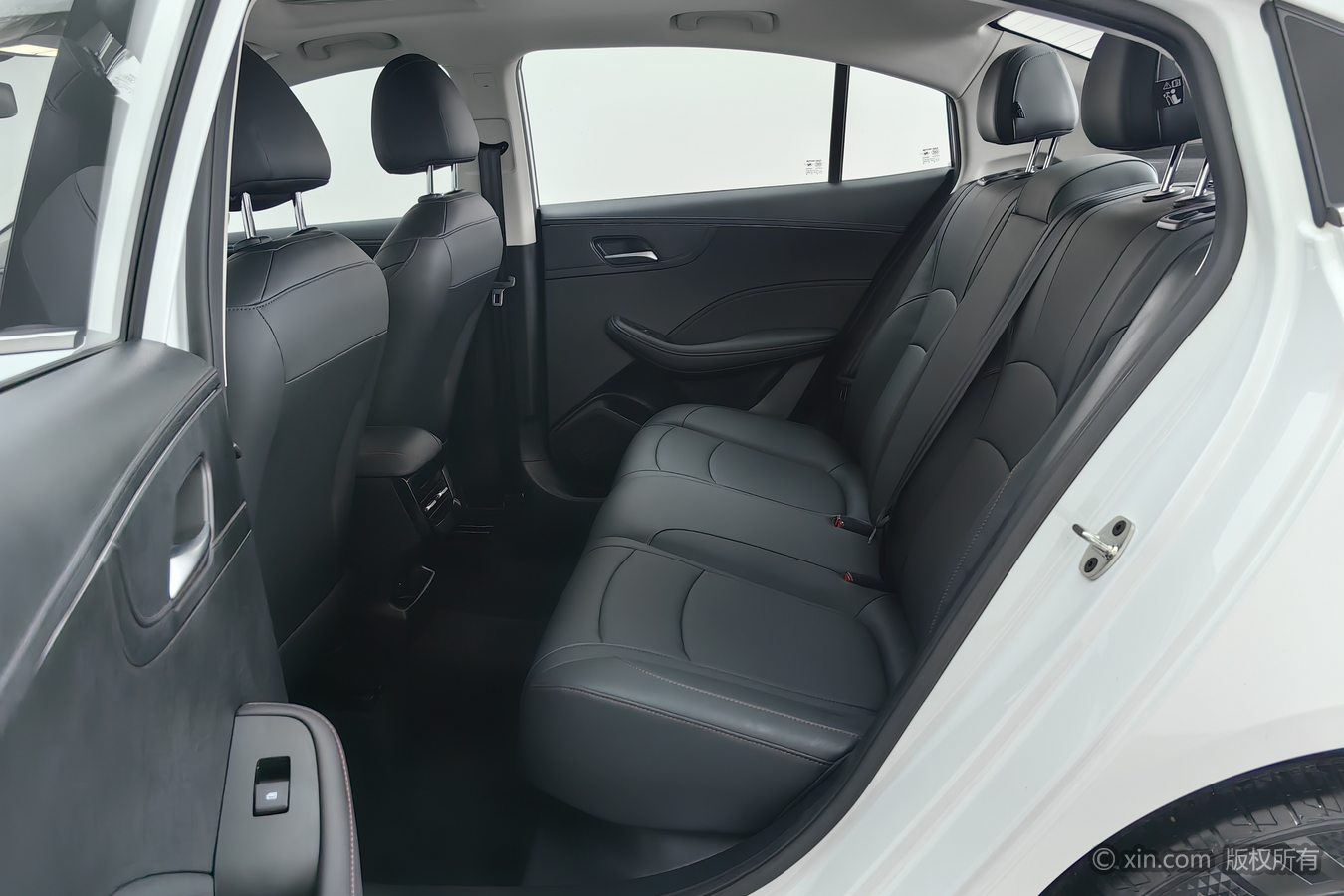 Roewe i5 2025 #16 Roewe i5 2025 car image #16