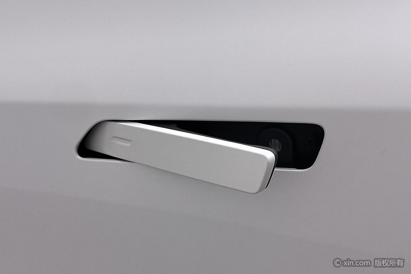 2025 car image #19