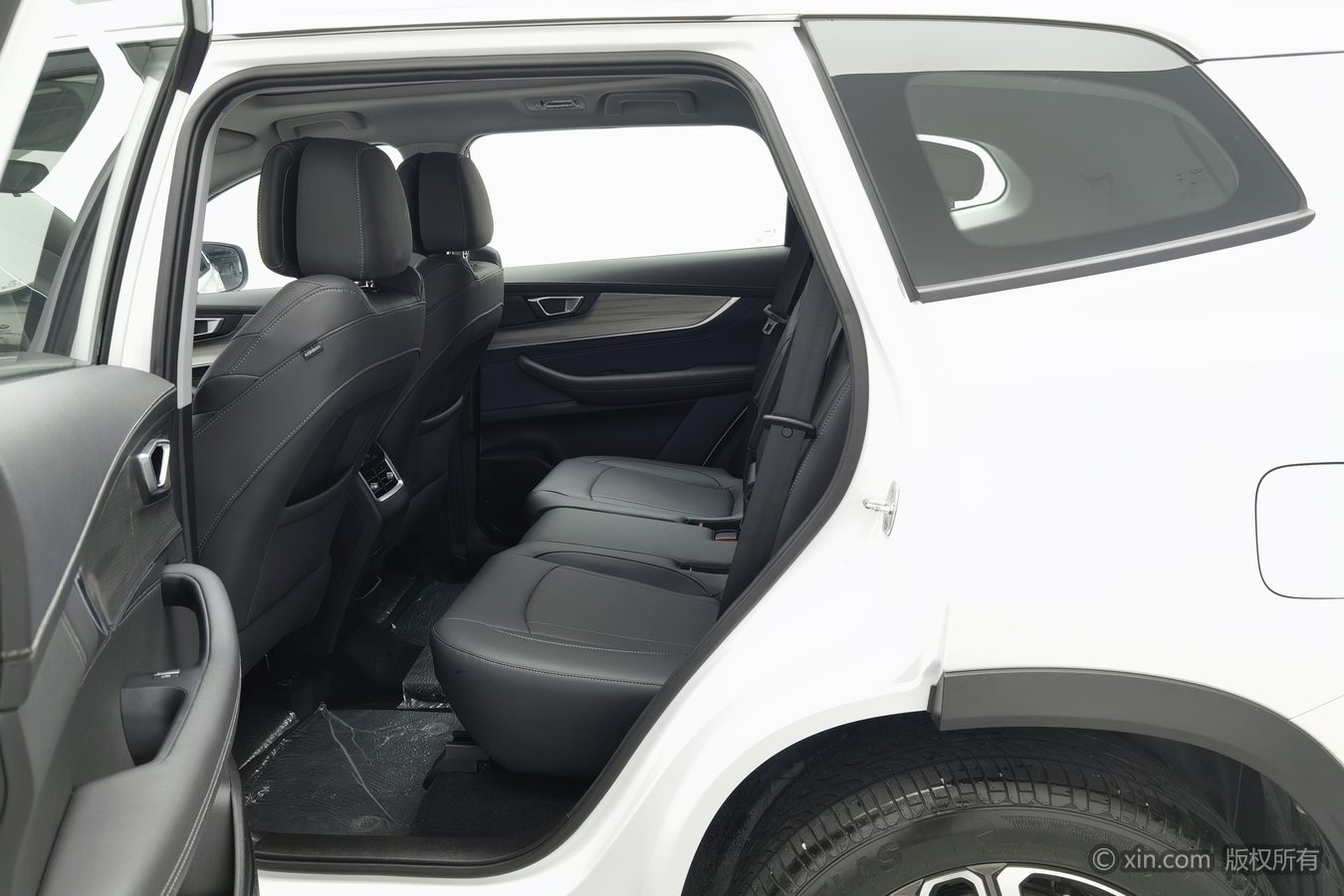 Chery Tiggo 8 2023 #16 Chery Tiggo 8 2023 car image #16