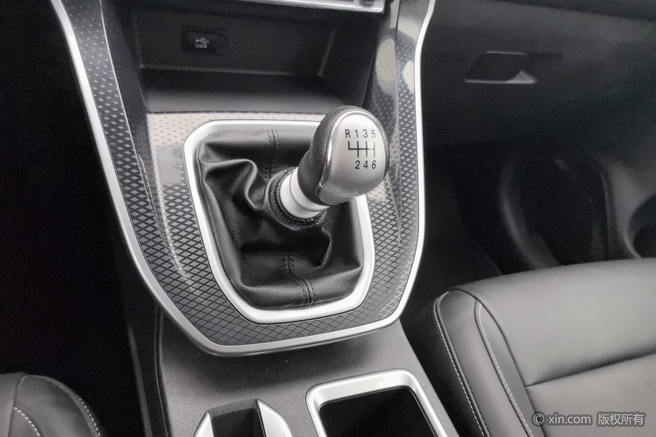 Haval M6 2023 #14 Haval M6 2023 car image #14