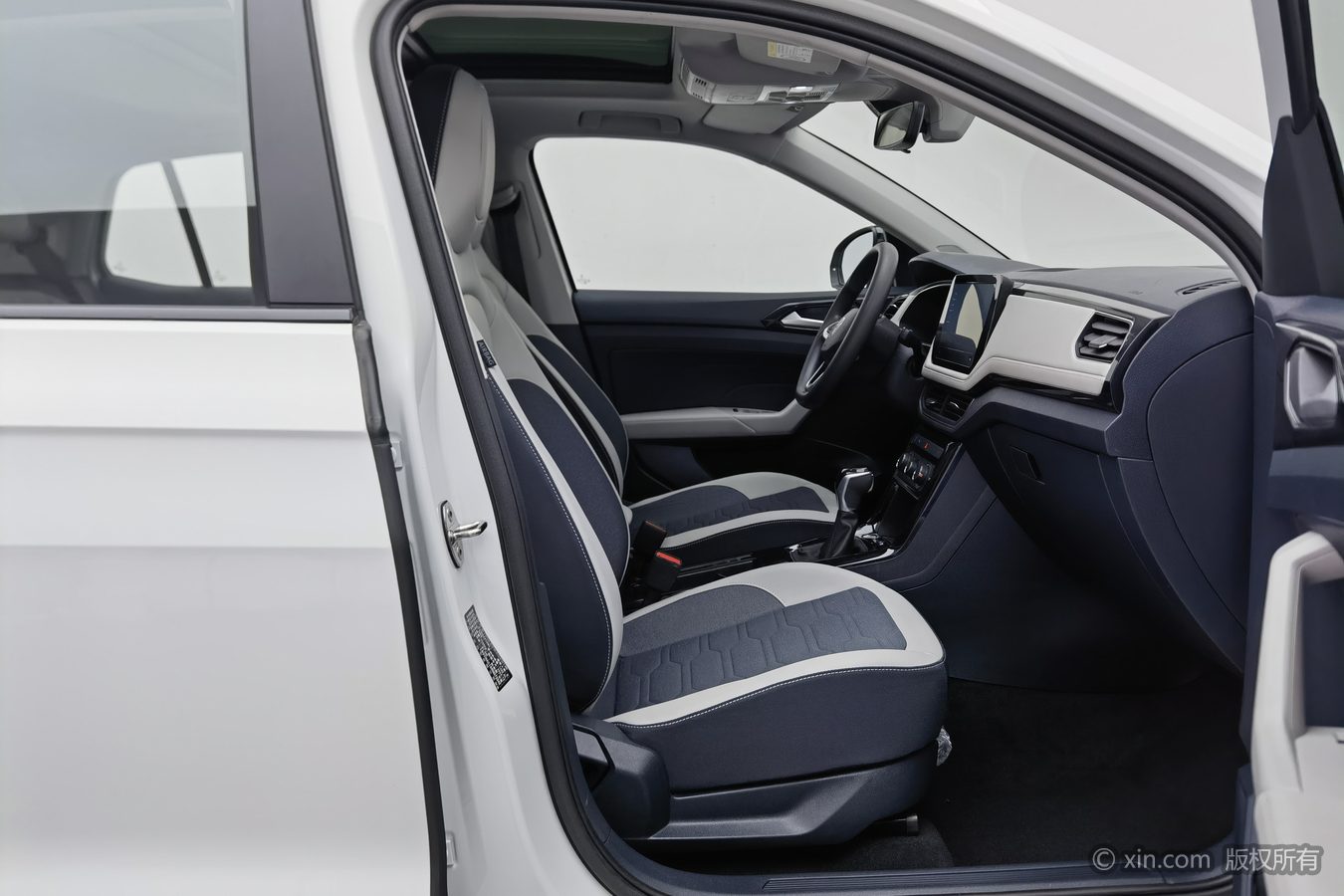 Volkswagen Tharu 2025 #24 Volkswagen Tharu 2025 car image #24